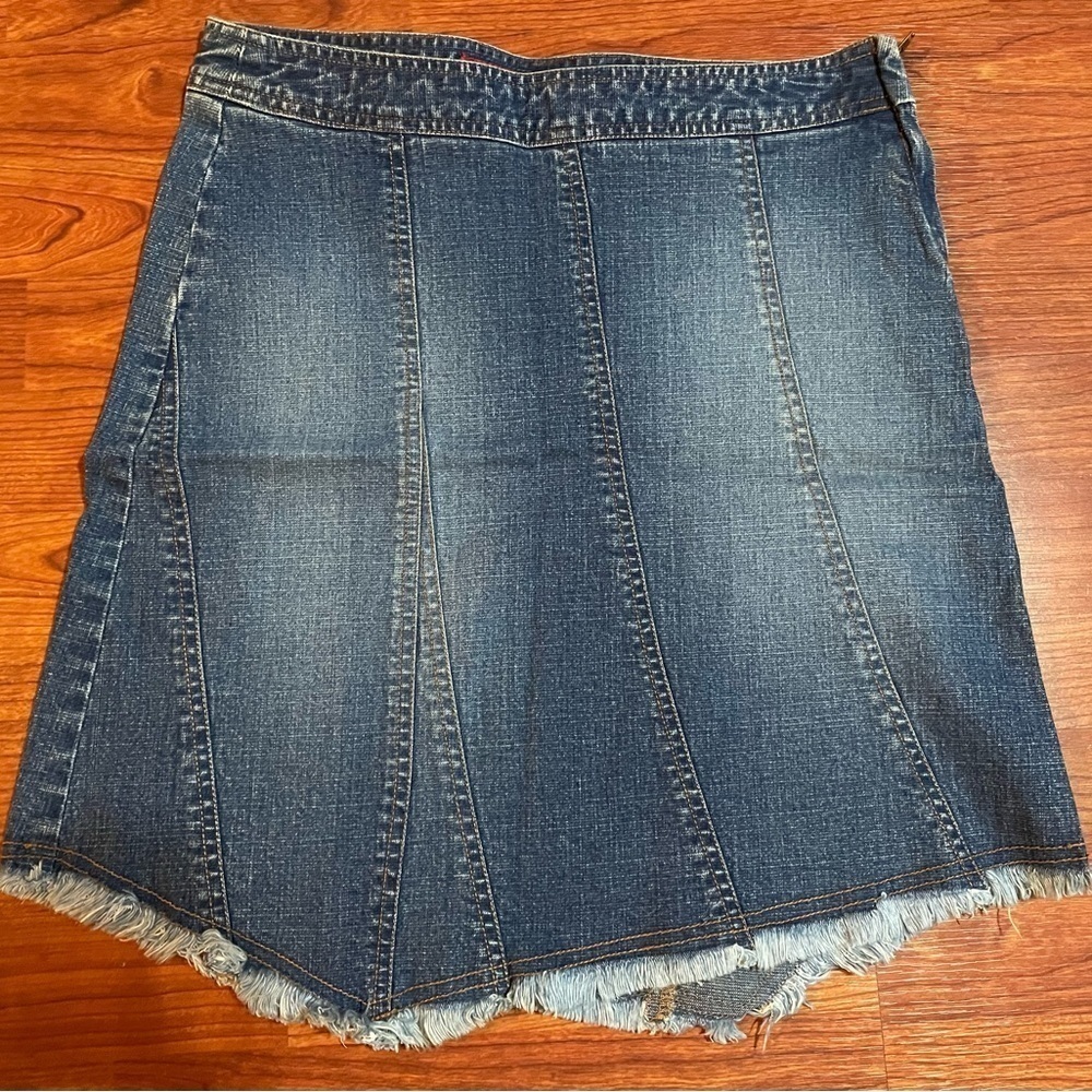 Guess Jean Denim Skirt Size 27 - Picture 3 of 7